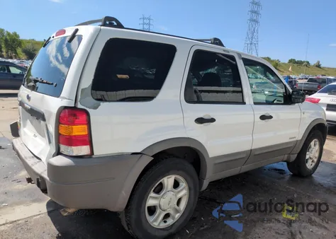 2002 Ford Escape Xlt из США, поврежденный, VIN 1FMCU04132KB74913